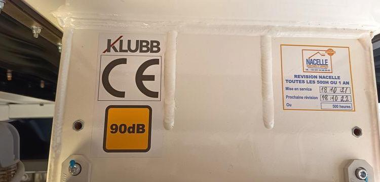 RENAULT MASTER AVEC NACELLE KLUBB KL32 / 10 M -DIESEL – 271 HEURES – 29791 KMS – AN 2016 BLANC GC-197-VK