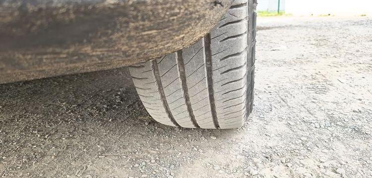 RENAULT MASTER AVEC NACELLE KLUBB KL32 / 10 M -DIESEL – 271 HEURES – 29791 KMS – AN 2016 BLANC GC-197-VK