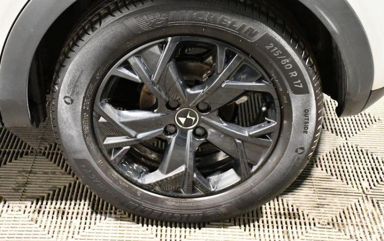 DS DS3 CROSSBACK 1.2 PURETECH 130 CONNECTED CHIC BVA GRIS GC-207-KE