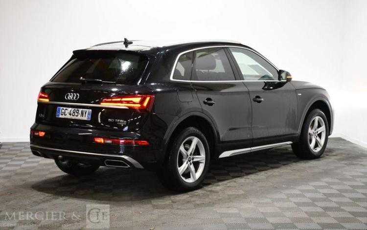 AUDI Q5 NOIR GC-489-NY