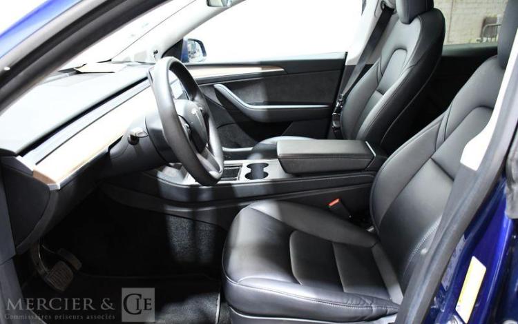 TESLA MODEL Y LONG RANGE 4M BLEU GC-647-ZP