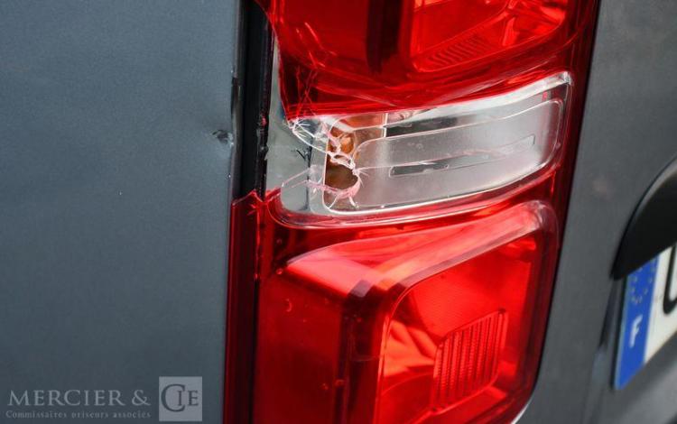 CITROEN JUMPY  BLUEHDI 145 S&S DRIVER M GRIS GD-244-PR