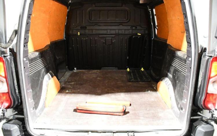 CITROEN BERLINGO CLUB M 1000 1,5 BLUEHDI 100 S&S GRIS GD-635-RJ