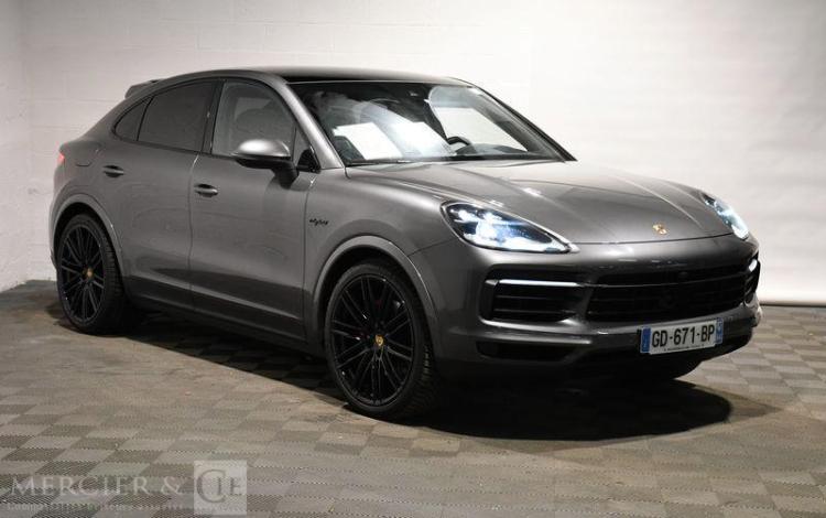 PORSCHE CAYENNE COUPE 3,0 V6 E-HYBRID  GD-671-BP