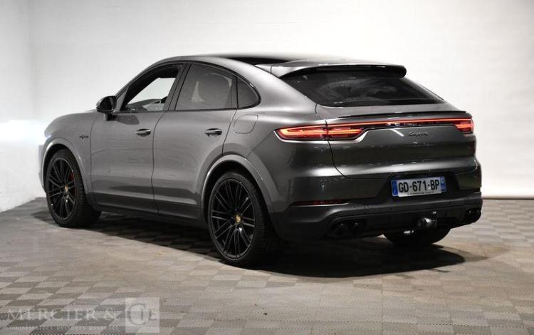 PORSCHE CAYENNE COUPE 3,0 V6 E-HYBRID  GD-671-BP