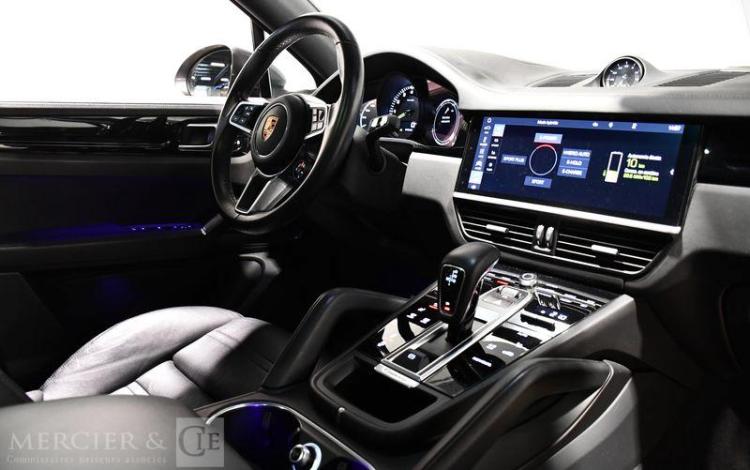 PORSCHE CAYENNE COUPE 3,0 V6 E-HYBRID  GD-671-BP