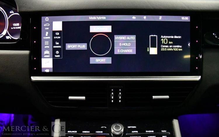 PORSCHE CAYENNE COUPE 3,0 V6 E-HYBRID  GD-671-BP