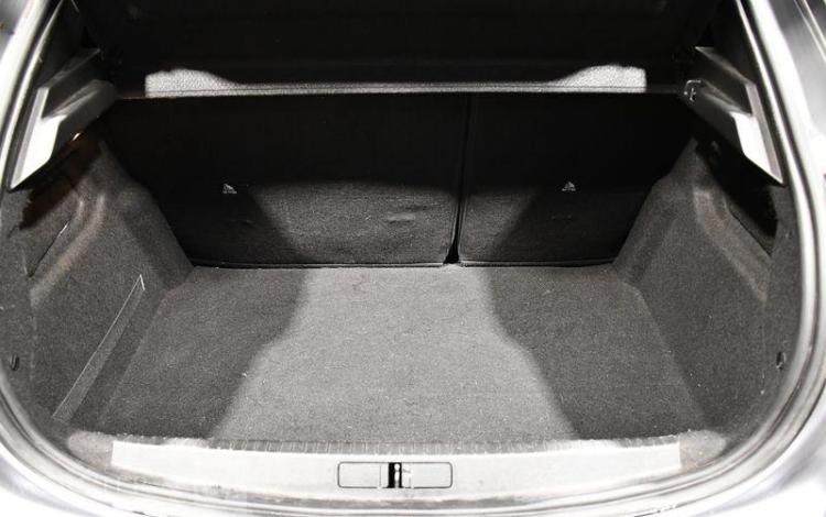 PEUGEOT 208 BLUEHDI 100 S&S ACTIVE GRIS GD-794-RG