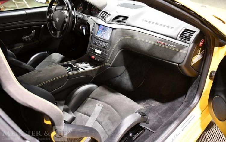 MASERATI GRANTURISMO 4,7 L V8 MC STRADALE JAUNE GE-345-CN