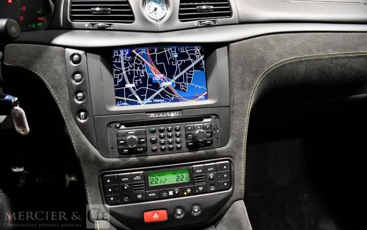 MASERATI GRANTURISMO 4,7 L V8 MC STRADALE JAUNE GE-345-CN