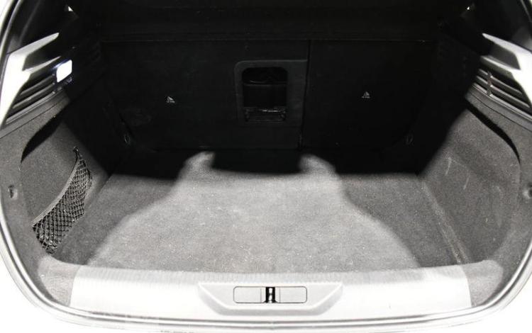 PEUGEOT 308 1.5 BLUEHDI 130 GT PACK EAT BLANC GE-831-JT