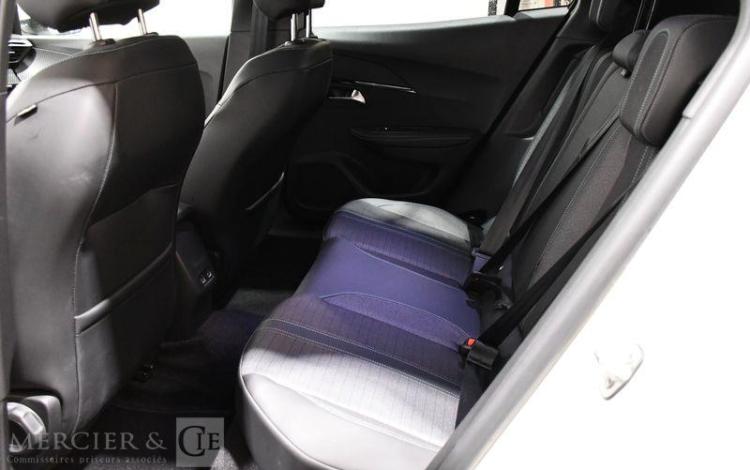 PEUGEOT e-2008 ALLURE PACK BLANC GE-870-JX