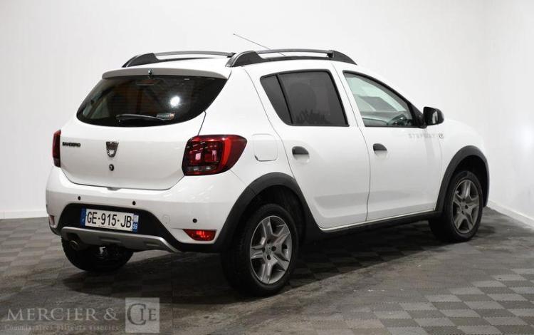 DACIA SANDERO STEPWAY 1.5 DCI 90CH EASY-R BVA BLANC GE-915-JB