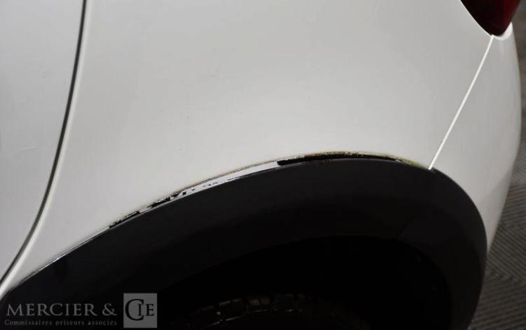 DACIA SANDERO STEPWAY 1.5 DCI 90CH EASY-R BVA BLANC GE-915-JB