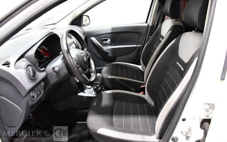 DACIA SANDERO STEPWAY 1.5 DCI 90CH EASY-R BVA BLANC GE-915-JB
