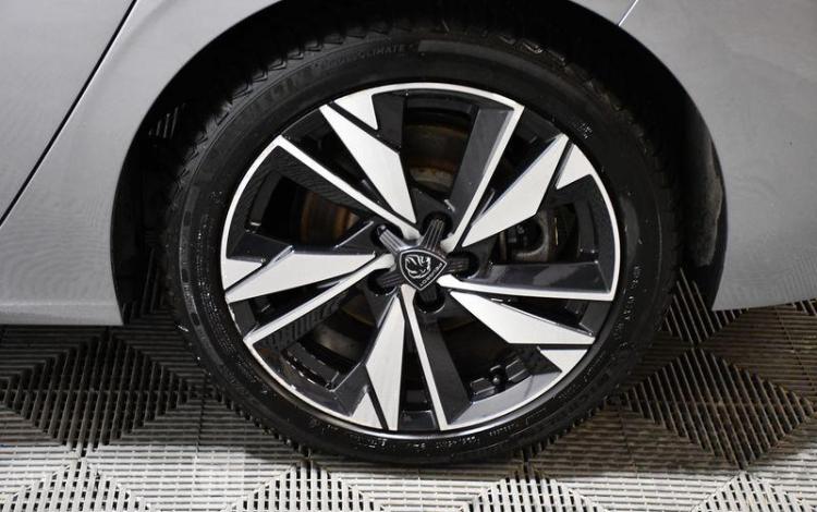 PEUGEOT 308 1.6 180H 150 HYBRID PHEV 12.4KWH ALLURE E-EAT GRIS GF-185-GF