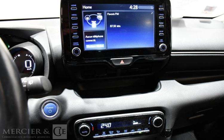 TOYOTA YARIS 116h DESIGN ROUGE GF-526-ZC