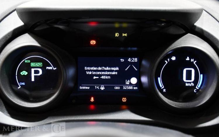 TOYOTA YARIS 116h DESIGN ROUGE GF-526-ZC