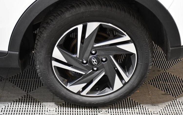 HYUNDAI BAYON INTUITIVE  GF-860-LW