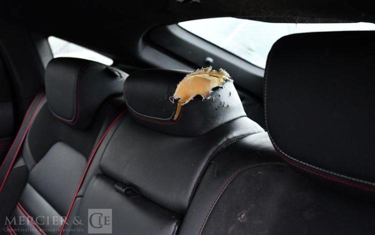 RENAULT ARKANA RS LINE E-TECH HYBRIDE 145 NOIR GG-412-TP