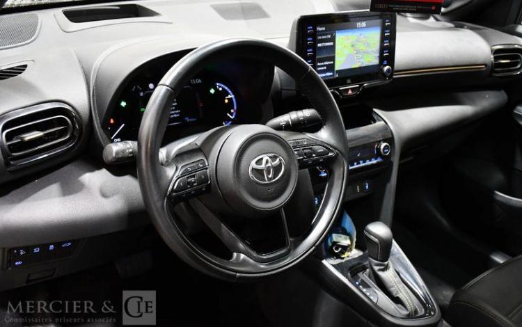 TOYOTA YARIS CROSS OR GG-521-CB
