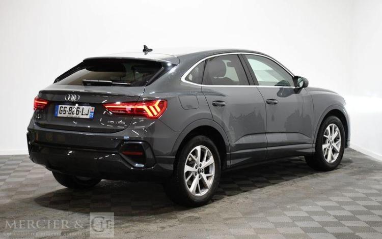 AUDI Q3 35 1,5 TFSI 150CH S-TRONIC GRIS GG-826-LJ