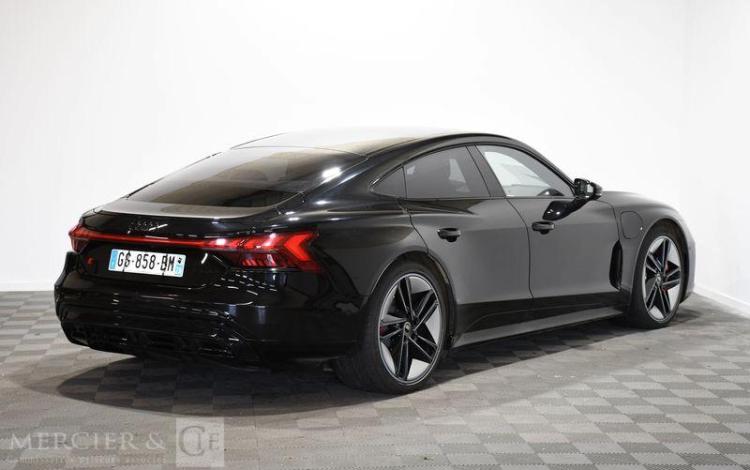 AUDI RS E-TRON GT NOIR GG-858-BM