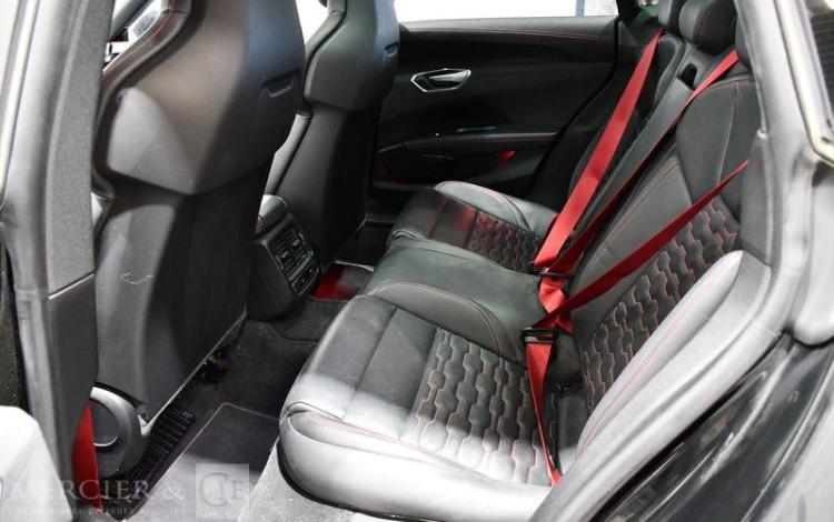 AUDI RS E-TRON GT NOIR GG-858-BM