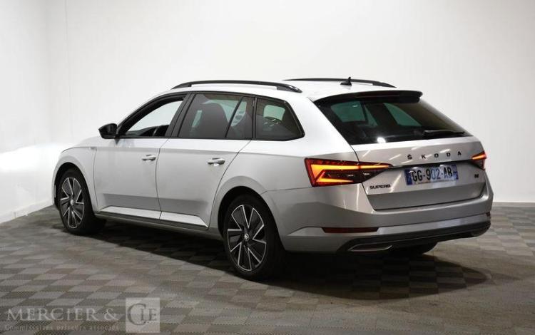 SKODA SUPERB COMBI GRIS GG-902-AB