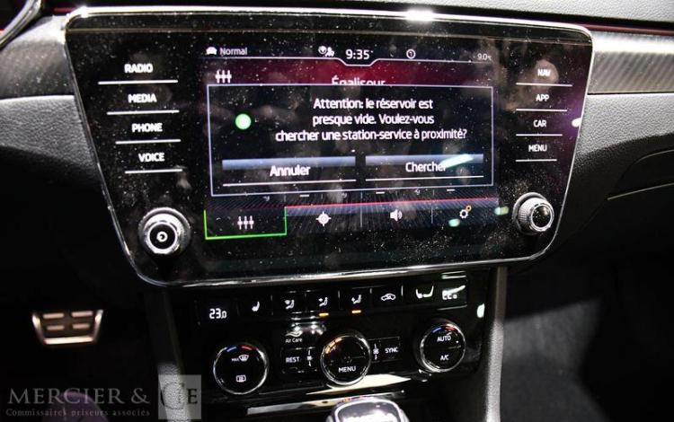 SKODA SUPERB COMBI GRIS GG-902-AB