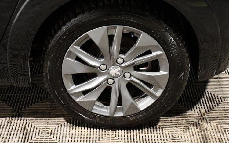 PEUGEOT E-208 ELECTRIC 135 50KWH STYLE BVA NOIR GH-320-MF