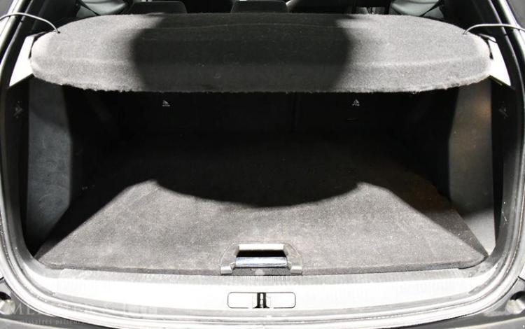 PEUGEOT 2008 1.2 PURETECH 100 STYLE GRIS GH-648-VT