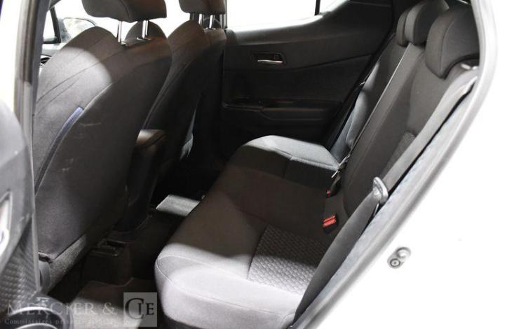 TOYOTA C-HR 2.0 HSD 184H 150 HYBRID 1.4KWH DYNAMIC BUSINESS 4X2 E-CVT BVA BLANC GJ-241-BK