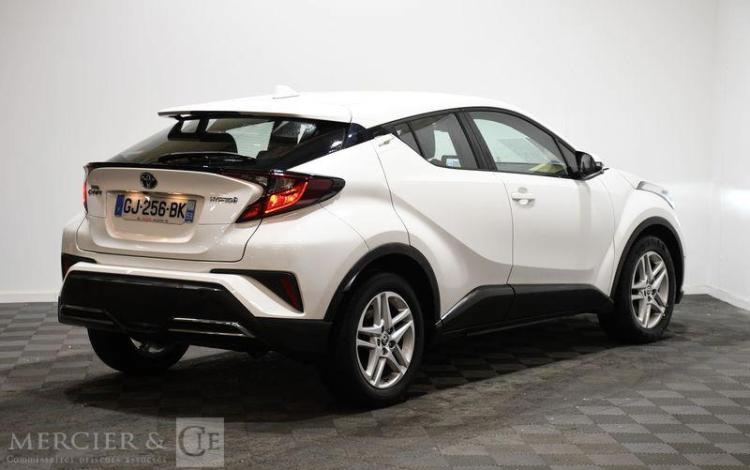 TOYOTA C-HR 2.0 HSD 184H 150 HYBRID 1.4KWH DYNAMIC BUSINESS 4X2 E-CVT BVA BLANC GJ-256-BK