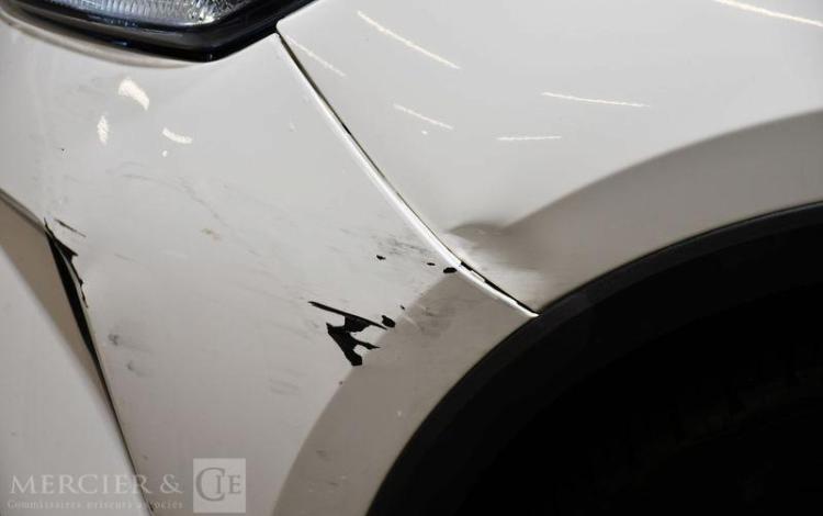 TOYOTA C-HR 2.0 HSD 184H 150 HYBRID 1.4KWH DYNAMIC BUSINESS 4X2 E-CVT BVA BLANC GJ-256-BK