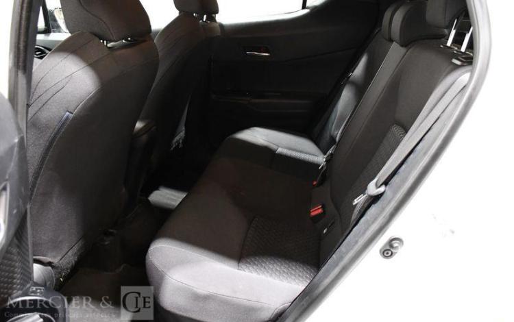 TOYOTA C-HR 2.0 HSD 184H 150 HYBRID 1.4KWH DYNAMIC BUSINESS 4X2 E-CVT BVA BLANC GJ-256-BK