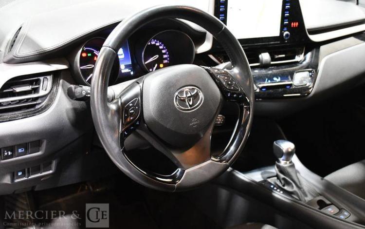 TOYOTA C-HR 2.0 HSD 184H 150 HYBRID 1.4KWH DYNAMIC BUSINESS 4X2 E-CVT BVA BLANC GJ-256-BK