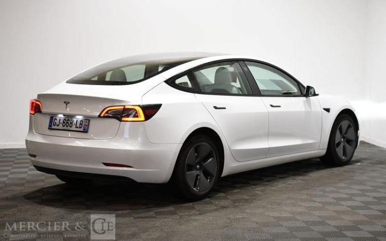 TESLA MODEL 3 BLANC GJ-668-LB