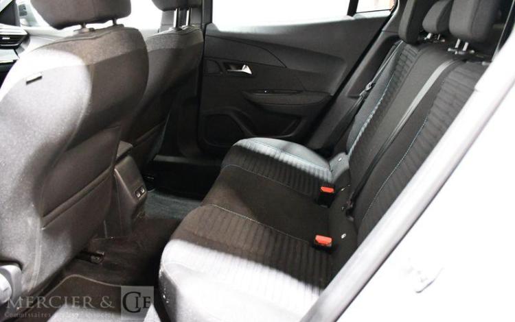 PEUGEOT e-2008 ELECTRIC 135 50KWH STYLE GRIS GJ-670-TD