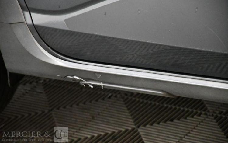 DACIA SANDERO STEPWAY CONFORT TCE 90 GRIS GJ-777-PX