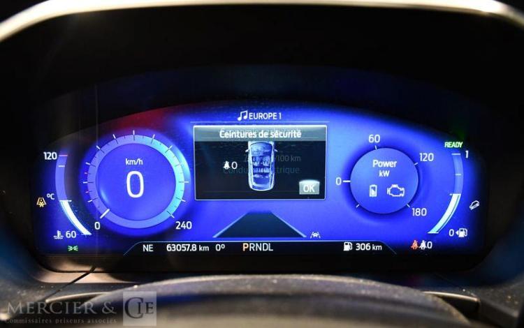 FORD KUGA BLEU GK-121-TT