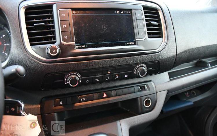 PEUGEOT EXPERT FG STANDARD PREMIUM 140CH BLANC GK-148-RD