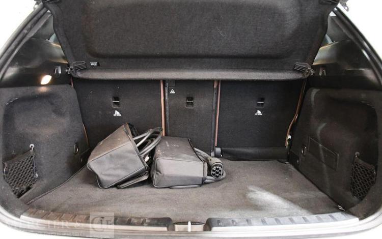 MERCEDES GLA 1.3 250 E 218H 160 EQ-POWER PHEV HYBRID 15.6KWH AMG LINE 8G-DCT GRIS GK-543-KL