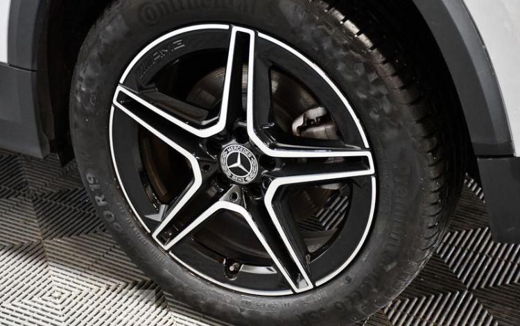 MERCEDES GLA 1.3 250 E 218H 160 EQ-POWER PHEV HYBRID 15.6KWH AMG LINE 8G-DCT GRIS GK-543-KL