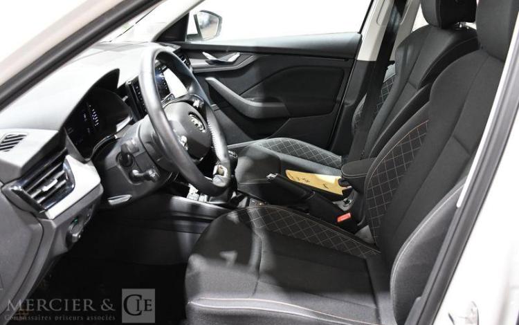 SKODA KAMIQ BLANC GL-104-WG