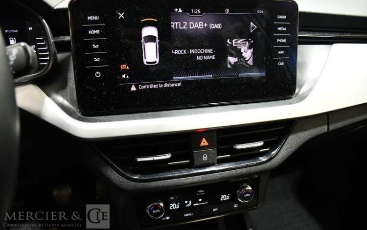 SKODA KAMIQ BLANC GL-104-WG