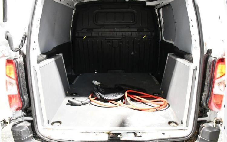 PEUGEOT e-PARTNER FOURGON ELECTRIC 135 50KWH 800KG L1 M BLANC GL-664-EW