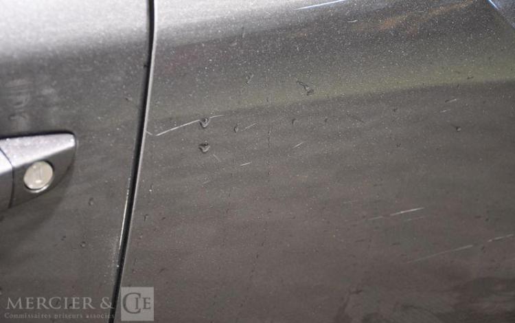 PEUGEOT 2008 ACTIVE PACK PURE TECH GRIS GL-702-LL