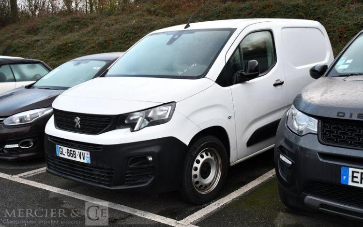 PEUGEOT e- PARTNER ASPHALT STANDARD 136CH BLANC GL-868-VV