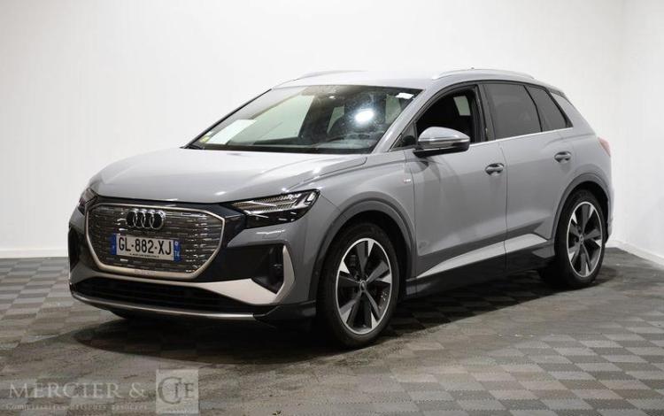 AUDI Q4 GRIS GL-882-XJ